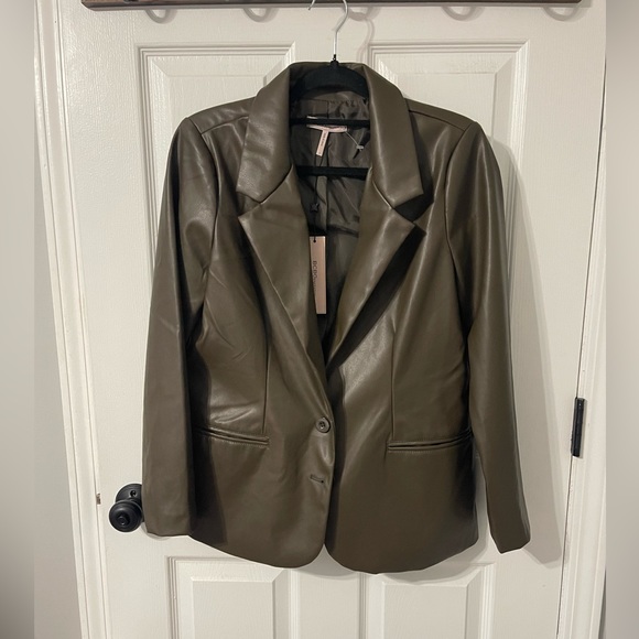 NWT BCBGeneration Faux Leather Boyfriend Blazer -Dark olive - Picture 7 of 9